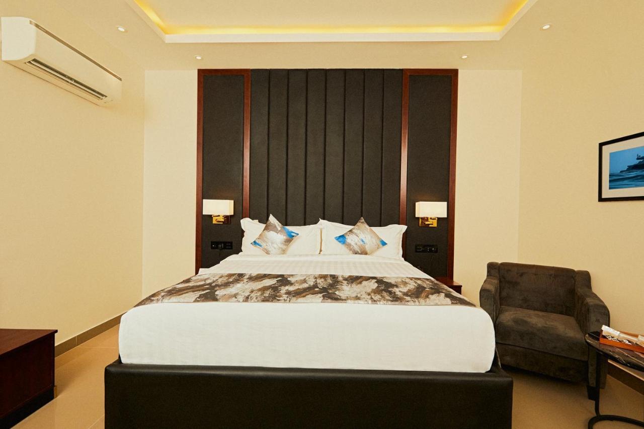 The Yacht Hotel Sea Front Lekki Phase 1 Λάγος Εξωτερικό φωτογραφία